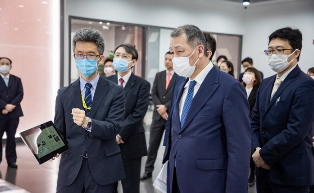 龜井總領(lǐng)事訪問三菱電機(jī)深圳智能制造科創(chuàng)中心